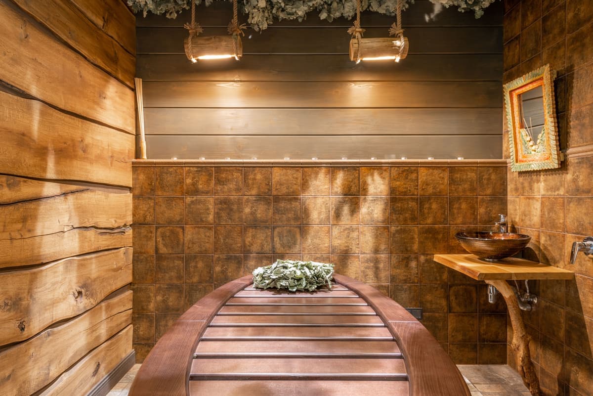 Sauna vs cold plunge: which one should you actually use?